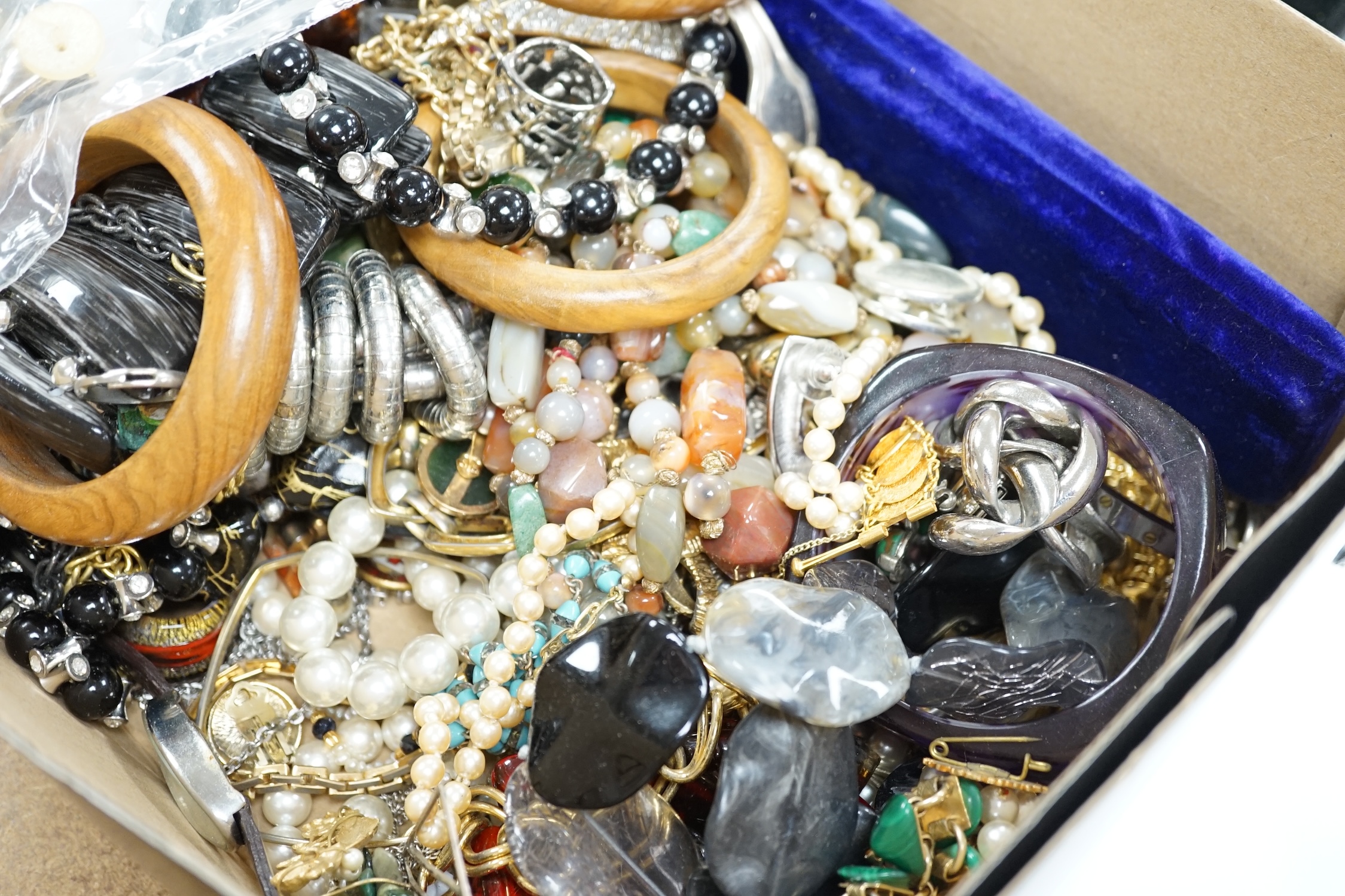 A large collection of assorted costume jewellery.